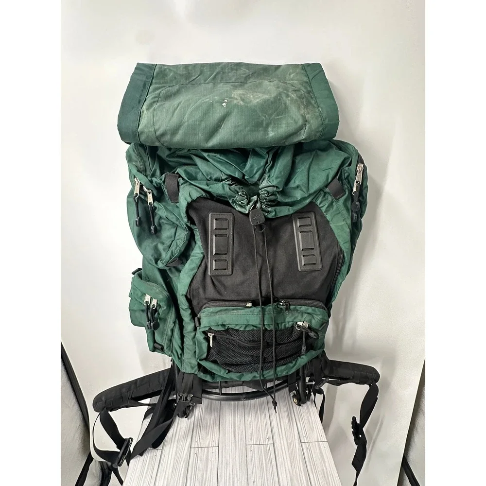 REI Trekker Wonderland‎ Backpack Rucksack Green Black Camping Hiking Outdoor Bag